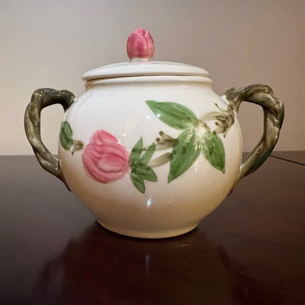 Franciscan Desert Rose Sugar Bowl with Lid - Picture 2 of 4